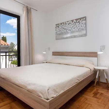 Ruzic By Interhome